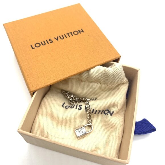 LOUIS VUITTON Silver Lockit Charm Bracelet - Picture 7 of 7